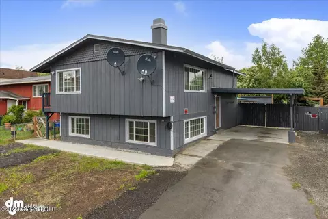 4613 E 7th Ave, Anchorage, AK 99508