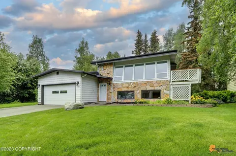 4905 Knights Way, Anchorage, AK 99508