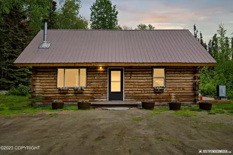 8611 W Emil Dr, Wasilla, AK 99654