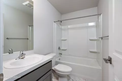 1217 E 16th Ave, Anchorage, AK 99501 photo 14