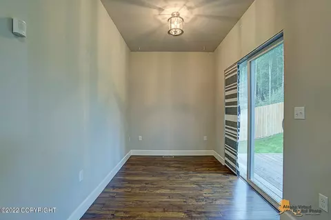 13904 Akers Cir, Eagle River, AK 99577 photo 17