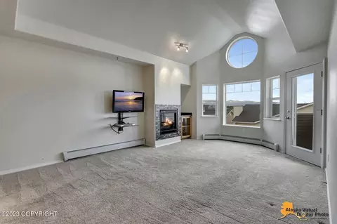 11324 Discovery View Dr # 304B, Anchorage, AK 99515