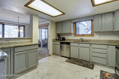9927 Annette Cir, Eagle River, AK 99577 photo 13