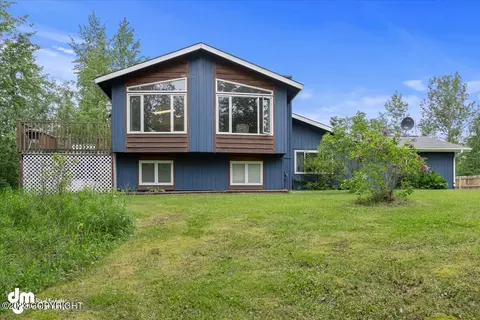 836 W Cache Dr, Wasilla, AK 99654