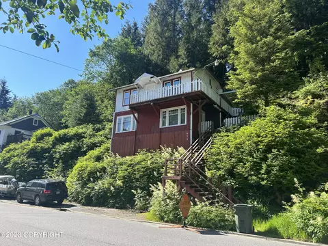 924 Park Ave, Ketchikan, AK 99901