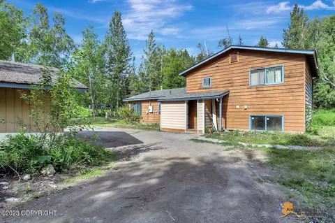2721 N Cottonwood Loop, Wasilla, AK 99654