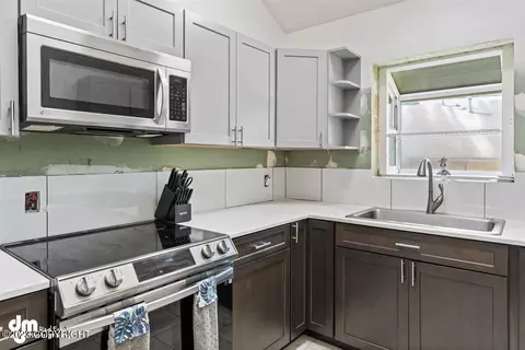 8210 Kronos Dr, Anchorage, AK 99507 photo 13