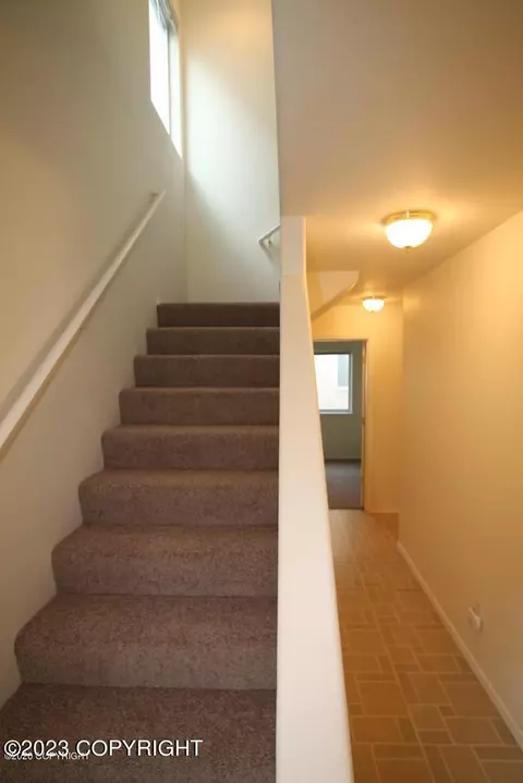 5214 Sleepy Meadow Pl, Anchorage, AK 99507