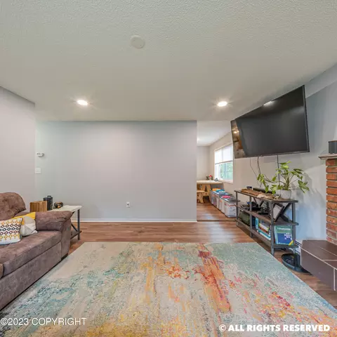 647 E 74th Ave, Anchorage, AK 99518 photo 6
