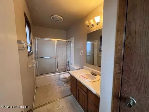 3225 Wiley Post Loop, Anchorage, AK 99517 photo 10