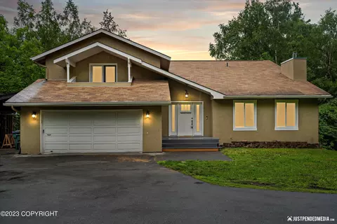 12501 Bainbridge Rd, Anchorage, AK 99516