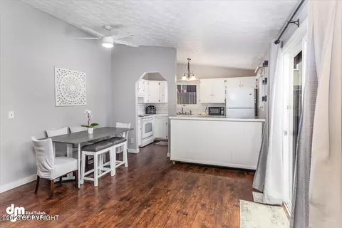 16305 Killington Ct, Eagle River, AK 99577 photo 4