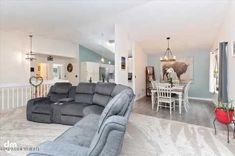 19045 Danny Dr, Eagle River, AK 99577 photo 10