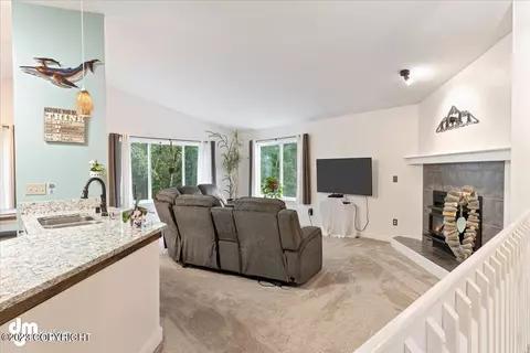 19045 Danny Dr, Eagle River, AK 99577 photo 8