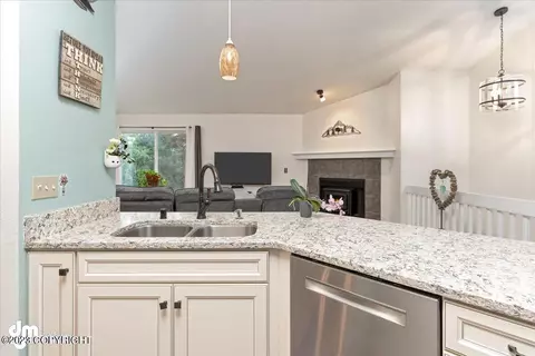 19045 Danny Dr, Eagle River, AK 99577 photo 16