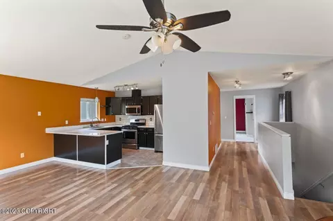 8816 Cross Pointe Loop, Anchorage, AK 99504 photo 6