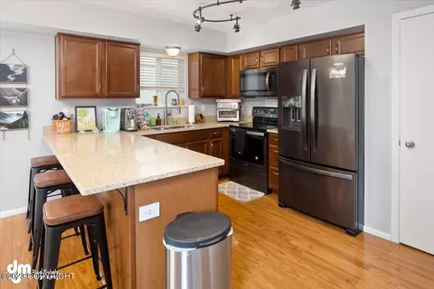 3835 Sycamore Loop, Anchorage, AK 99504 photo 7