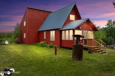 5731 S Saquonee St, Big Lake, AK 99652