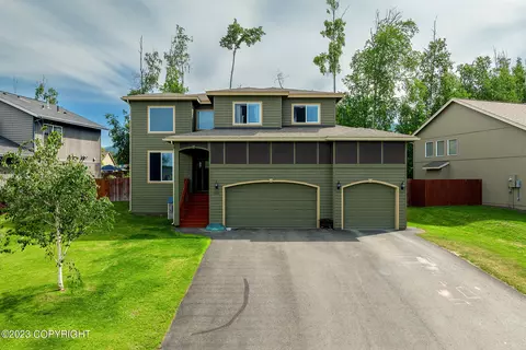 13091 Curry Ridge Cir, Eagle River, AK 99577