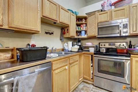 5733 Sapphire Loop # 33A, Anchorage, AK 99504 photo 3