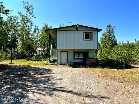 3562 S Anderson St, Big Lake, AK 99652