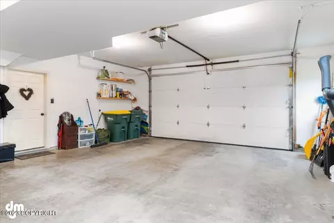 10862 Splendor Loop, Eagle River, AK 99577 photo 30