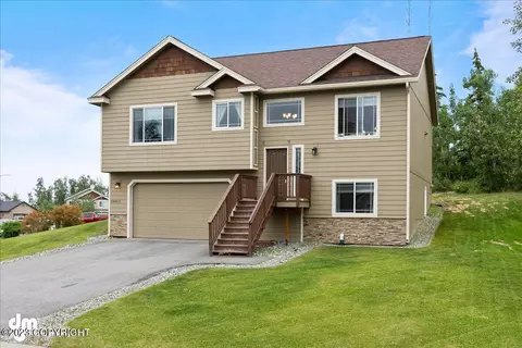 10862 Splendor Loop, Eagle River, AK 99577 photo 2
