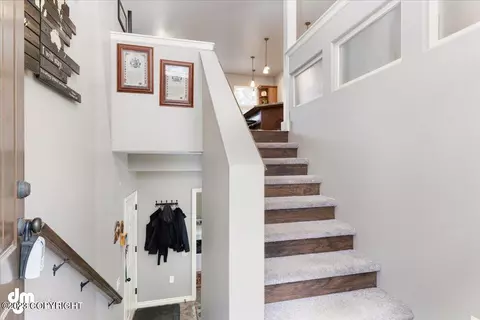 10862 Splendor Loop, Eagle River, AK 99577 photo 3