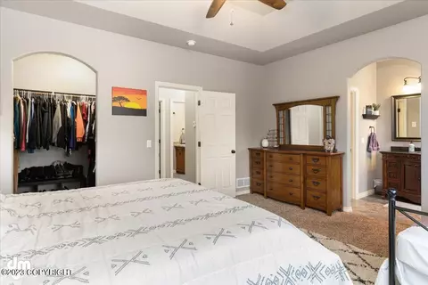 10862 Splendor Loop, Eagle River, AK 99577 photo 17