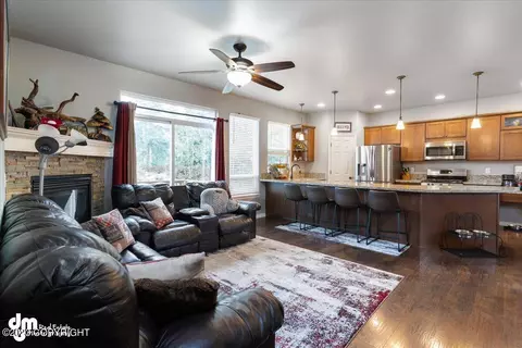 10862 Splendor Loop, Eagle River, AK 99577 photo 6
