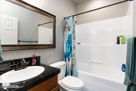 10862 Splendor Loop, Eagle River, AK 99577 photo 27