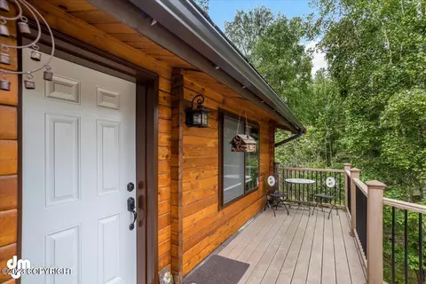 6041 Shalestone Loop, Wasilla, AK 99623 photo 2