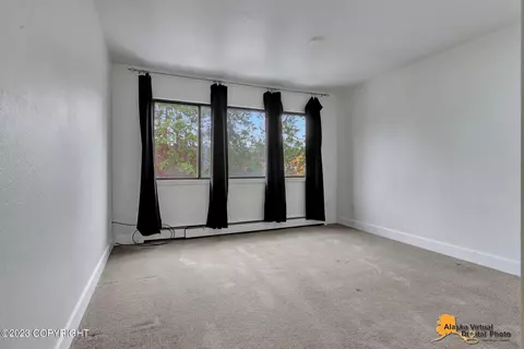 6261 E 41st Ct, Anchorage, AK 99504 photo 22
