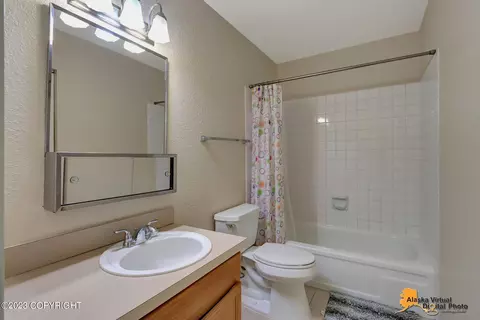 6261 E 41st Ct, Anchorage, AK 99504 photo 28