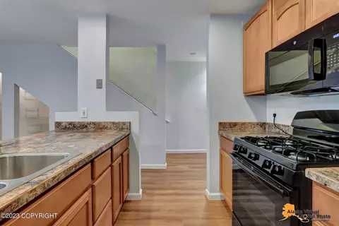 6261 E 41st Ct, Anchorage, AK 99504 photo 7