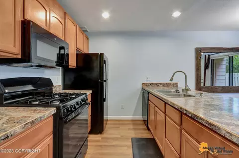 6261 E 41st Ct, Anchorage, AK 99504 photo 6