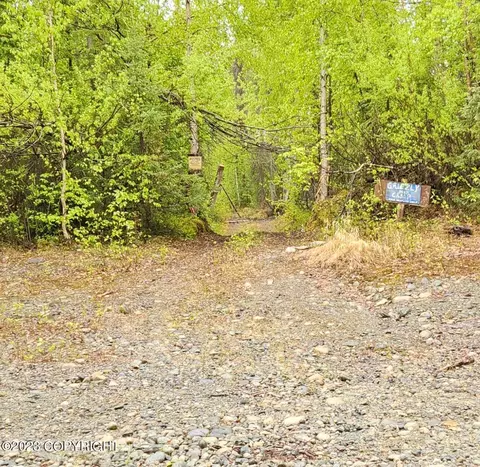 C 3 S Southfork Road, Talkeetna, AK 99676