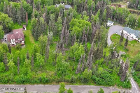 33030 Belaire Dr, Soldotna, AK 99669