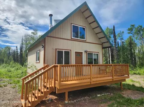 13612 N Crystal Lake Rd, Willow, AK 99688