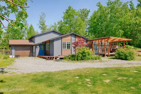 3830 E Birch View Dr, Wasilla, AK 99654
