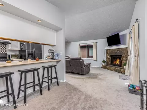 8531 Ridgeway Ave, Anchorage, AK 99504 photo 8
