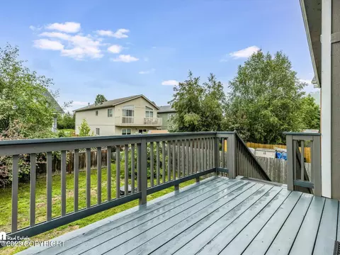 8531 Ridgeway Ave, Anchorage, AK 99504 photo 5