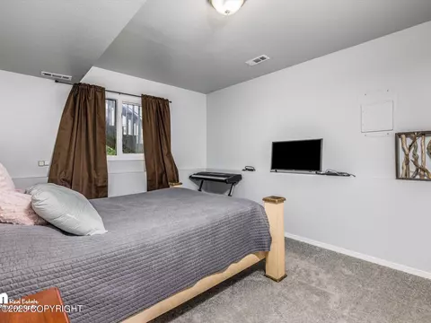 8531 Ridgeway Ave, Anchorage, AK 99504 photo 19