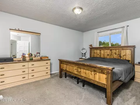 8531 Ridgeway Ave, Anchorage, AK 99504 photo 13