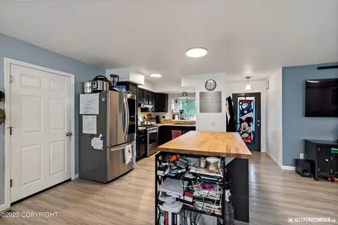 18243 Gavin Cir, Eagle River, AK 99577 photo 14