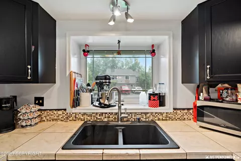 18243 Gavin Cir, Eagle River, AK 99577 photo 9