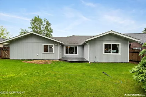 18243 Gavin Cir, Eagle River, AK 99577 photo 41