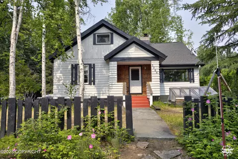 3264 Jarvis Ave, Fairbanks, AK 99709