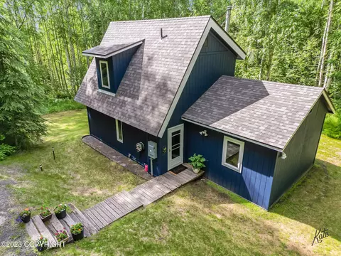 1135 Eastwood Ln, Fairbanks, AK 99712