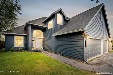 2510 Dylan Dr, Anchorage, AK 99516